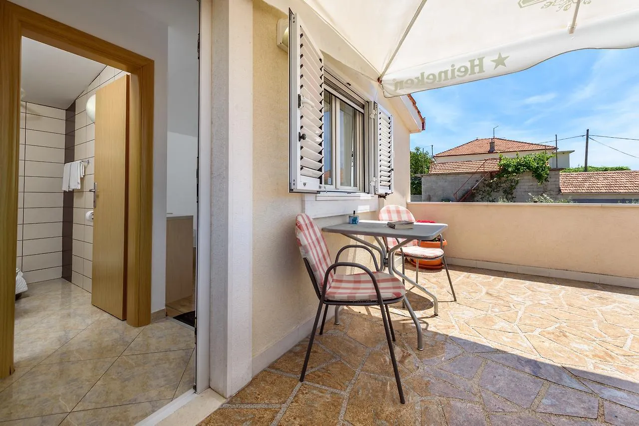 Apartments Kudelik Trogir