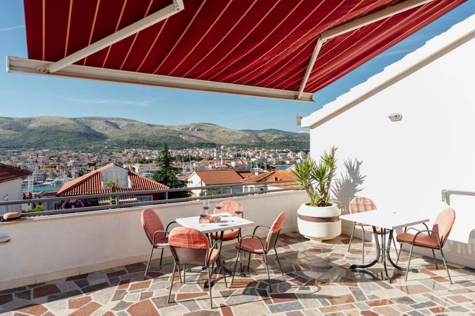 Apartments Kudelik Trogir